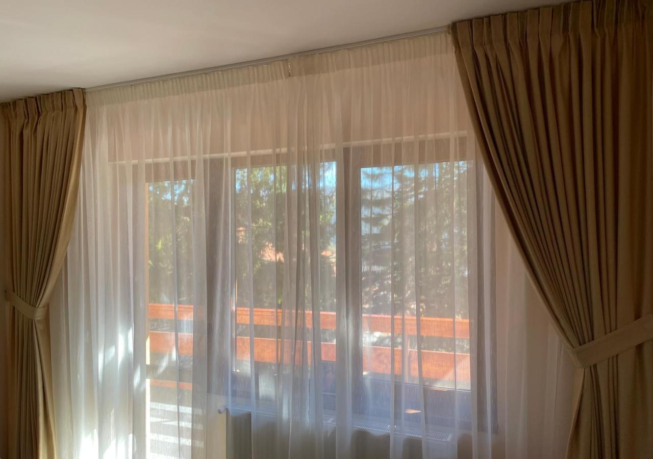 Apartament Lexannona Buşteni Exterior foto